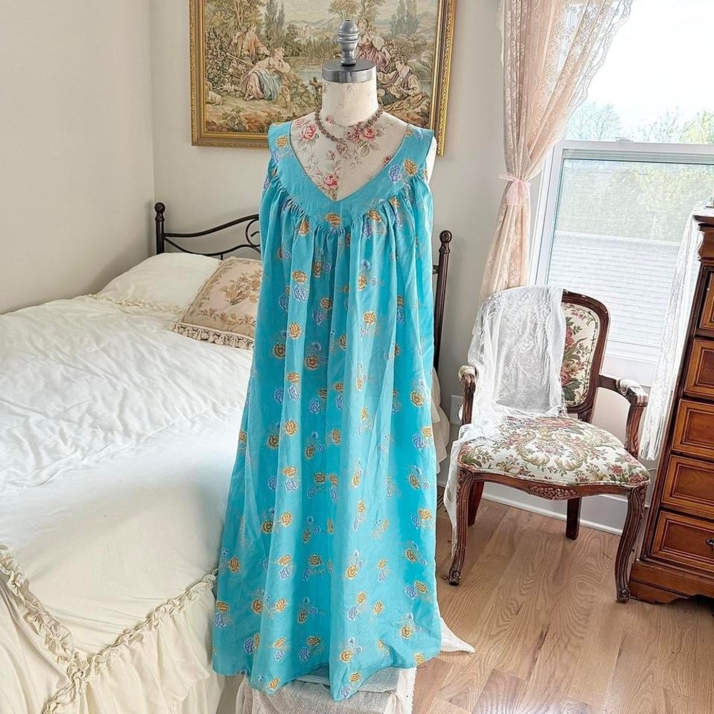 70s advance apparels blue floral house dress free size